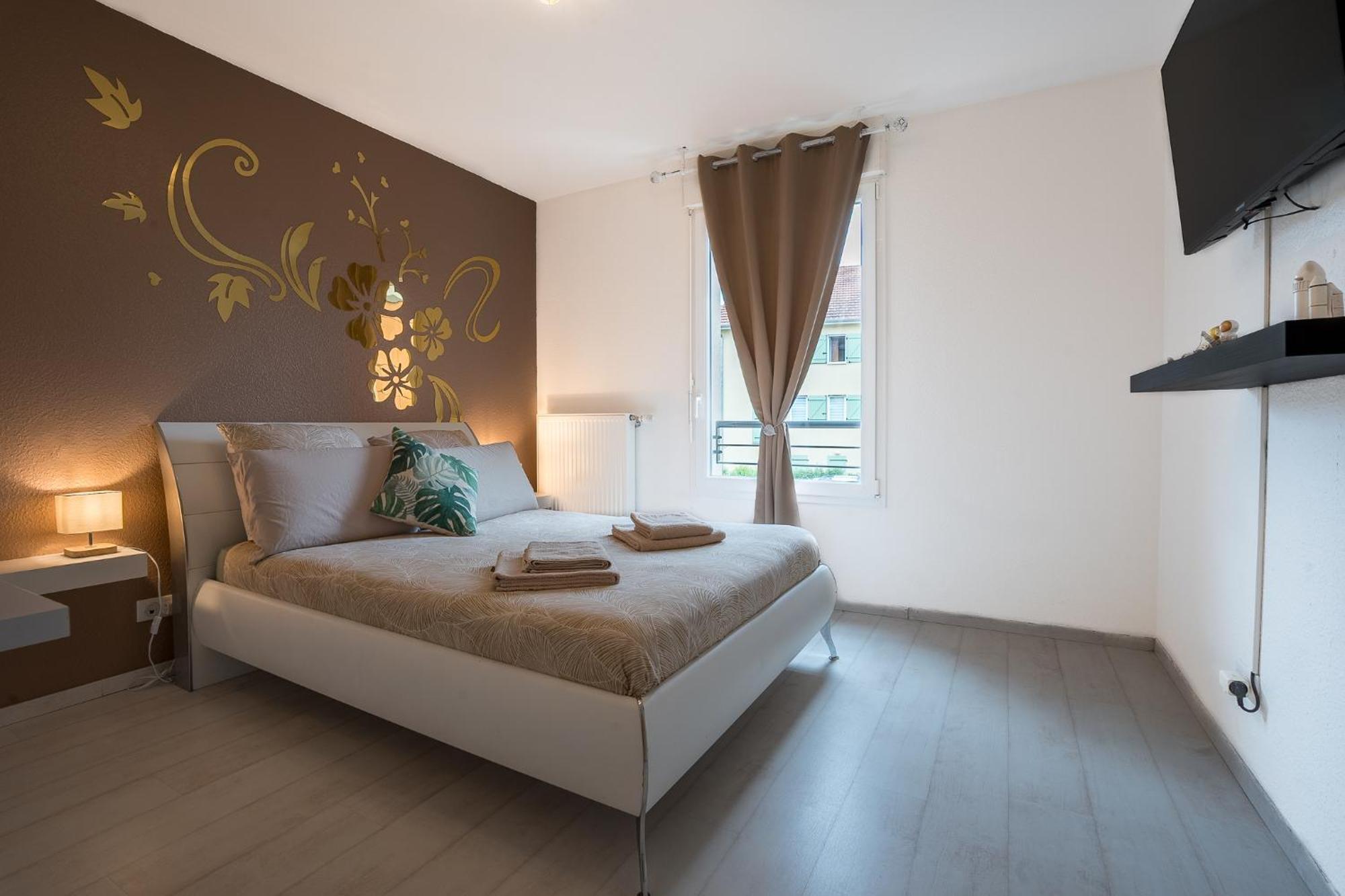 Spacieux - 4 Pers' - Balcon - 2 Lits - Parking Woippy Ngoại thất bức ảnh